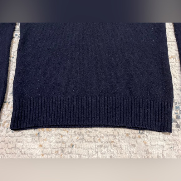 J. Crew Premium Lambswool Quarter Zip Sweater - Men’s Medium - Picture 4 of 10